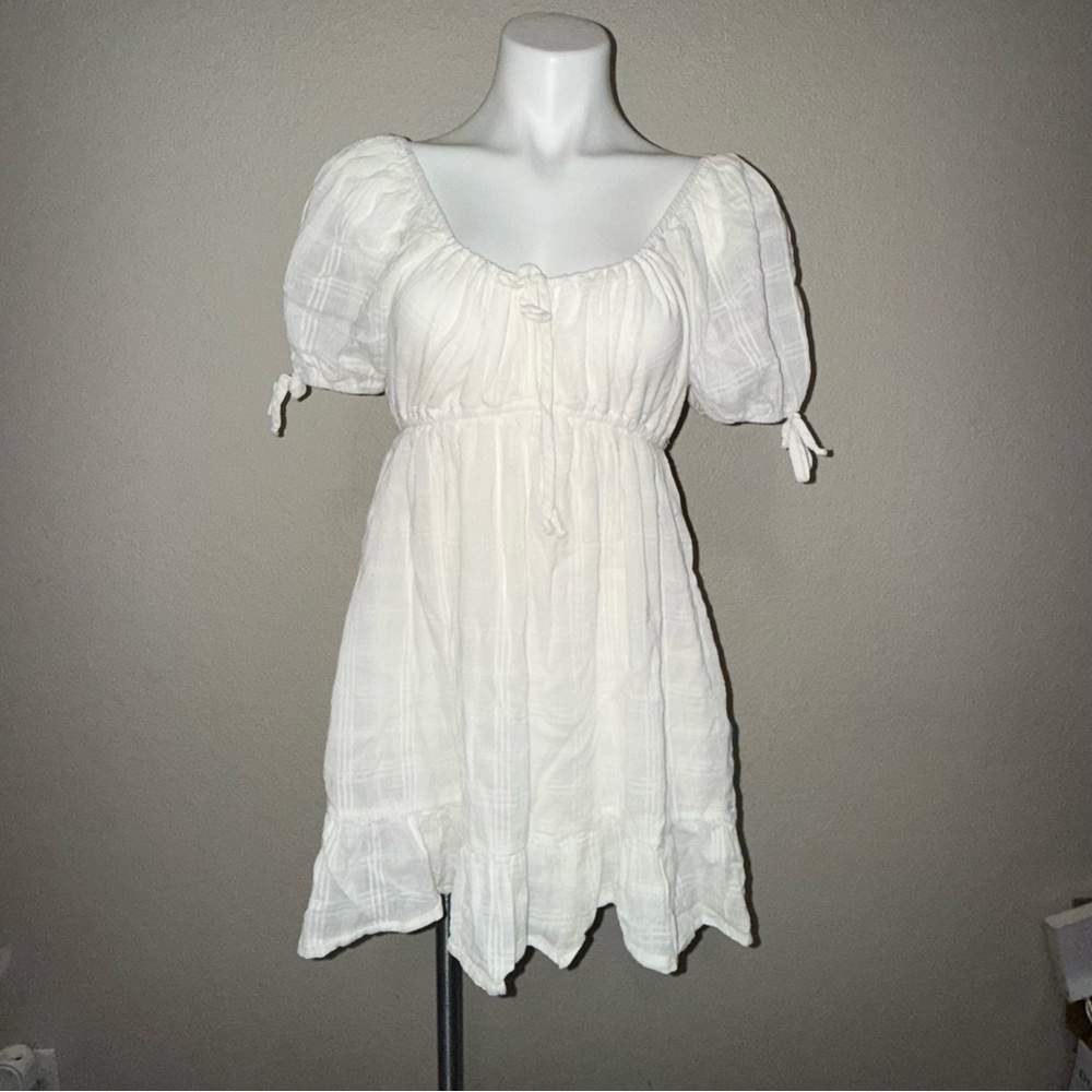 White Puff Sleeve Dress